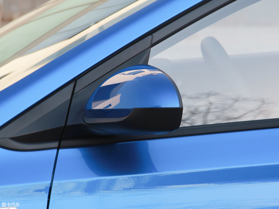 2017{RV 1.4L Ԅӻ V