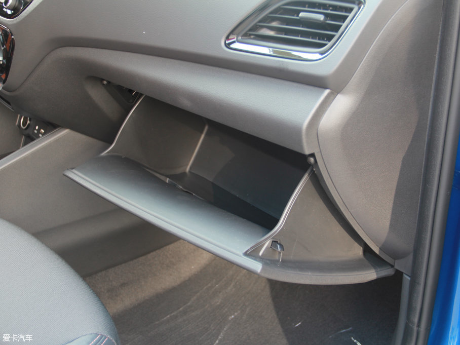 2017{RV 1.4L Ԅӻ V