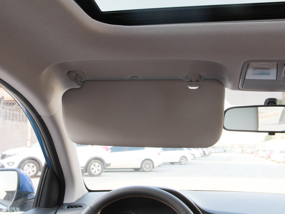 2017{RV 1.4L Ԅӻ V