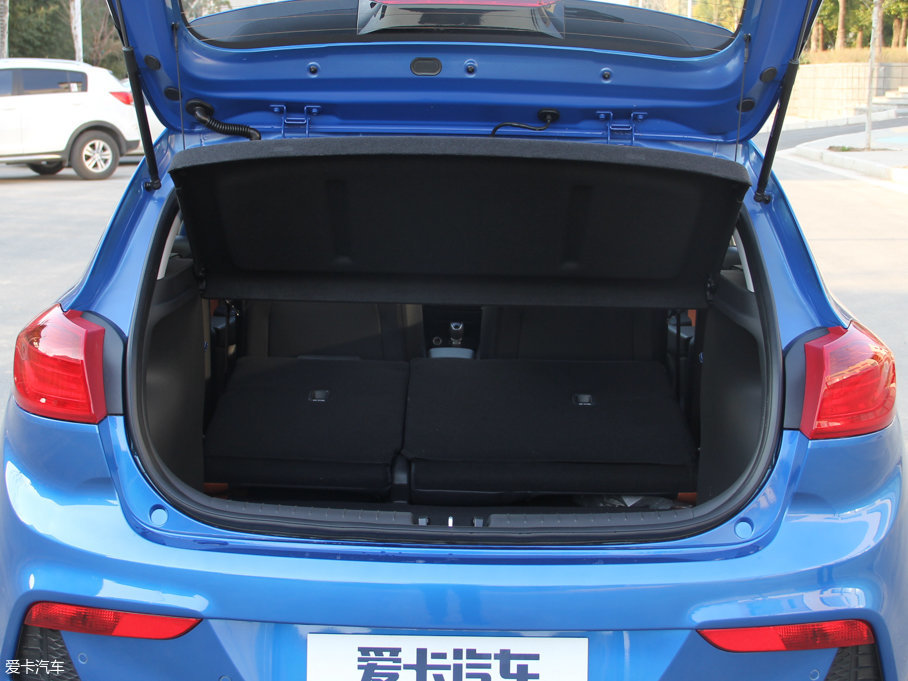 2017{RV 1.4L Ԅӻ V