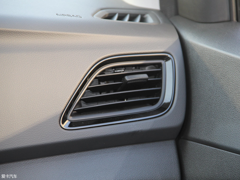 2017{RV 1.4L Ԅӻ V