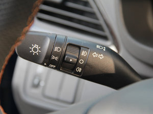 20171.4L Ԅ(dng) V п؅^(q)