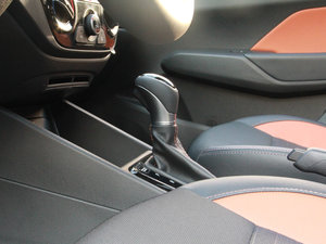 20171.4L Ԅ(dng) V п؅^(q)