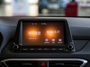 2017款1.6L 自动悦心型 中控台显示屏