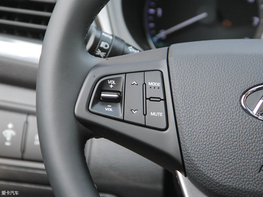 2017D 1.8L Ԅ(dng)FDLX (gu)V