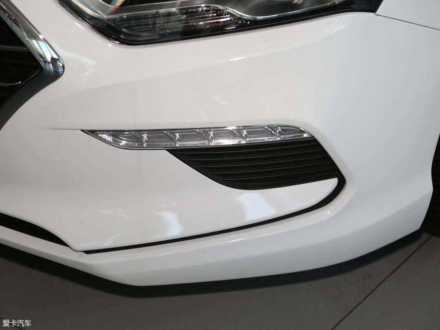 2017D 1.6T Ԅ(dng)GLS (gu)V