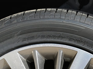 2017款1.8L 自动智能型GLS 国V 轮胎尺寸