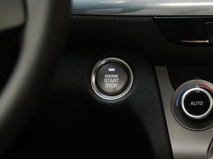 2017款1.8L 自动智能型GLS 国V 中控区