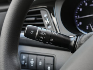 2017款1.8L 自动智能型GLS 国V 中控区