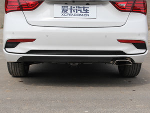 2017款1.8L 自动尊贵型DLX 国V 排气管
