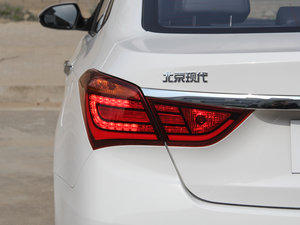 2017款1.8L 自动尊贵型DLX 国V 细节外观