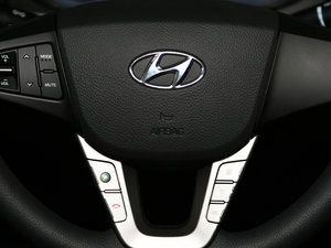 2017款1.6T 自动智能型GLS 国V 中控区