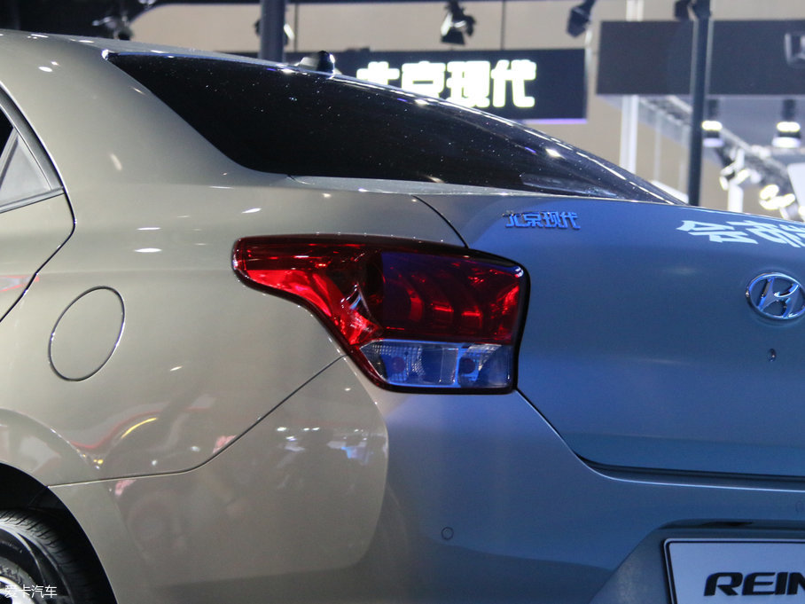 2017����{ 1.4L �քӟ��°� ��V