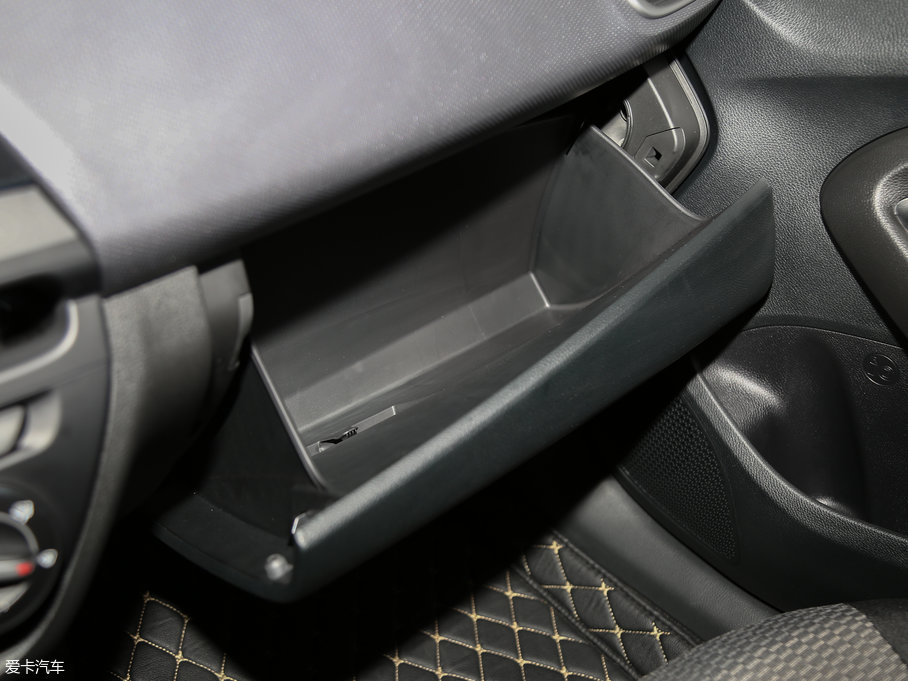 2017{ 1.4L Ԅ(dng)S (gu)V