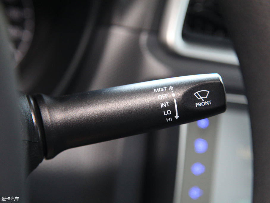 2017����{ 1.4L �Ԅ�(d��ng)�S�Ű� ��(gu��)V