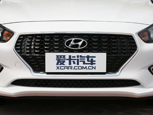 2017款1.4L 手动焕彩天窗版 国V 中网