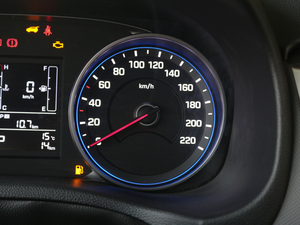 2017款1.6L 自动智能型 中控区