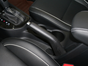 2017款1.6L 自动智能型 驻车制动器