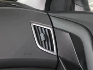 2017款1.6L 自动智能型 中控区