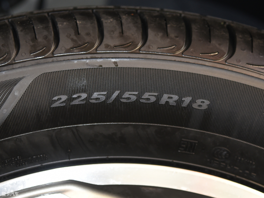 2018Fix35 2.0L ԄӃ