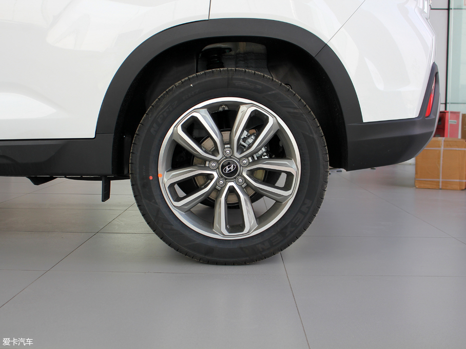 2018F(xin)ix35 2.0L ԄӃ(q)(lin)