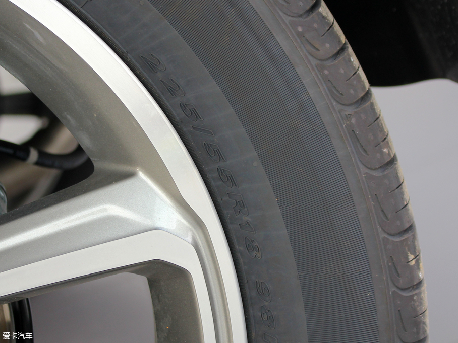 2018Fix35 2.0L ԄӃ