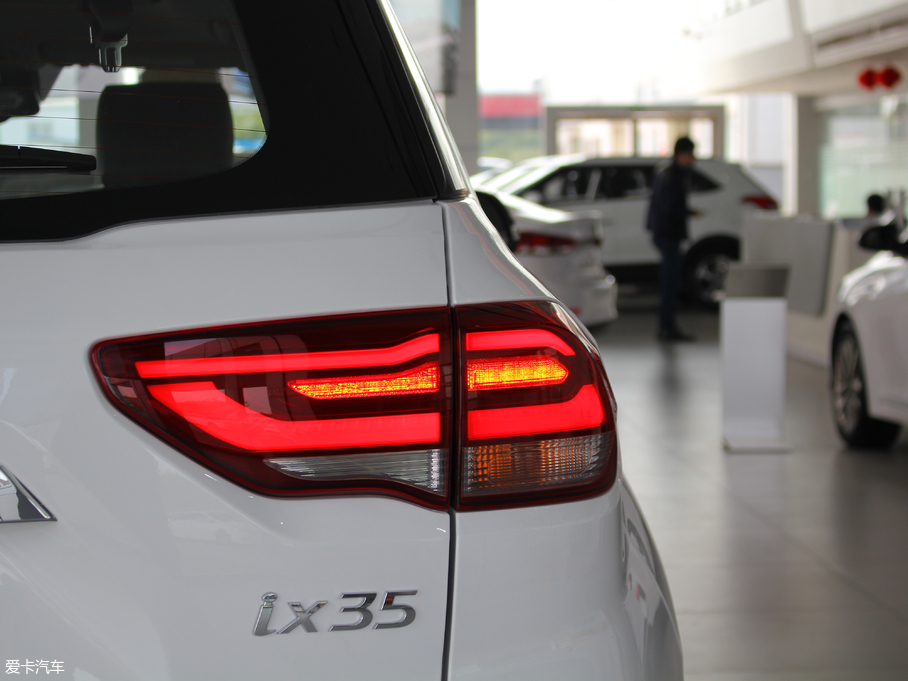 2018Fix35 2.0L ԄӃ