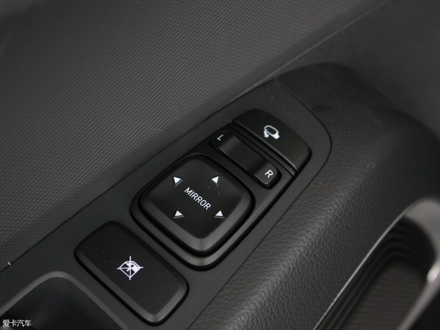 2018F(xin)ix35 2.0L Ԅ(dng)(q)(lin)