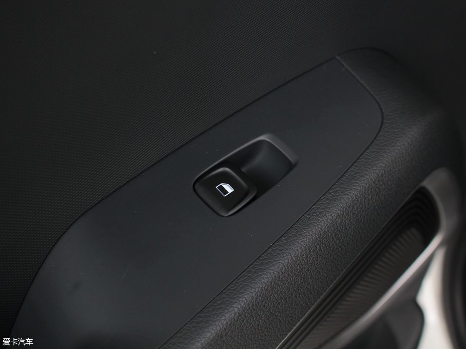 2018Fix35 2.0L ԄӃ