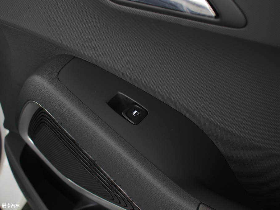 2018F(xin)ix35 2.0L Ԅ(dng)(q)(lin)