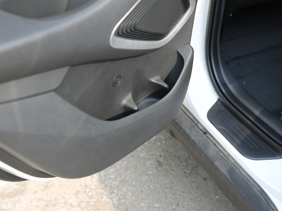 2018Fix35 2.0L ԄӃ|