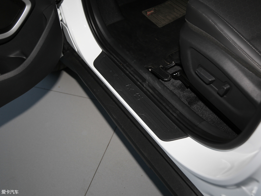 2018Fix35 2.0L ԄӃ