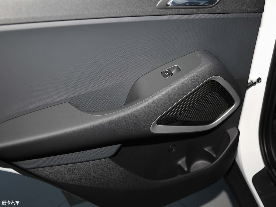 2018Fix35 2.0L ԄӃ