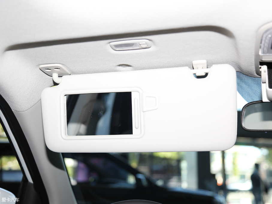 2018Fix35 2.0L ԄӃ