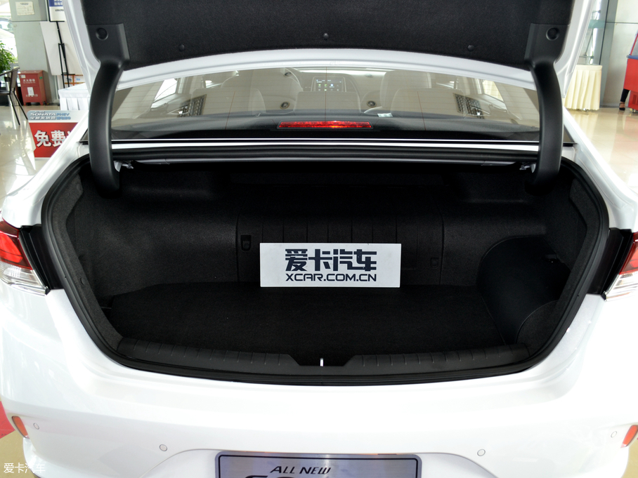 2018{늻 2.0L Ԅ V