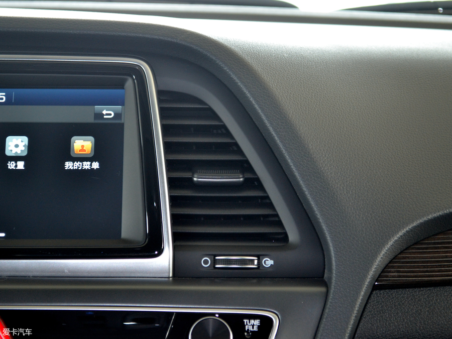 2018{늻 2.0L Ԅ V