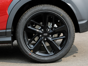 2018款1.6T 致跑版 轮圈