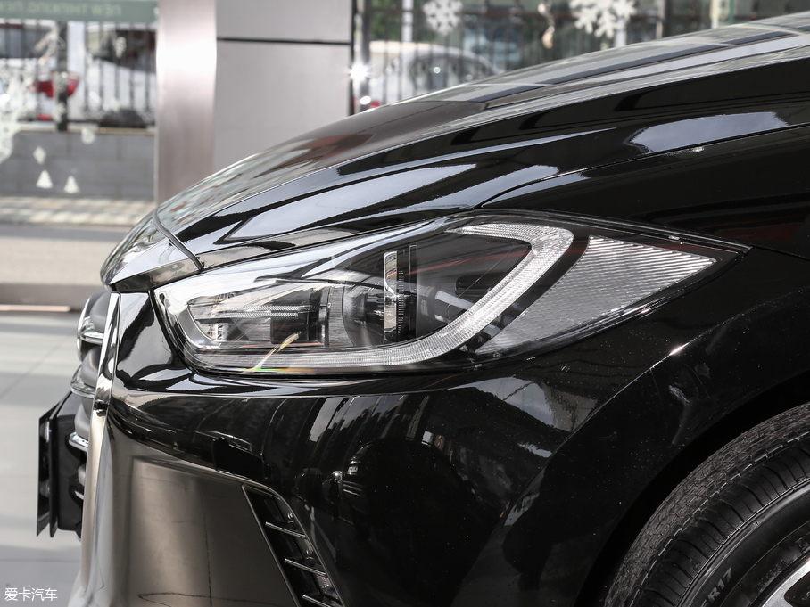 2018I(lng) 1.6L Ԅ15؄e