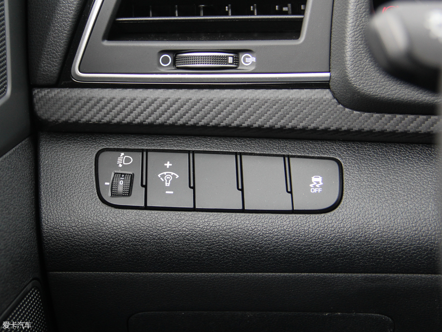 2018���I�� 1.4T �p�x���ńӻ�����