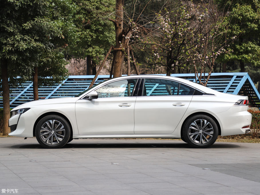 2019508L 350THP PureTech {Ȥ V