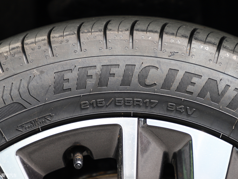 2019508L 400THP PureTech {ذ VI