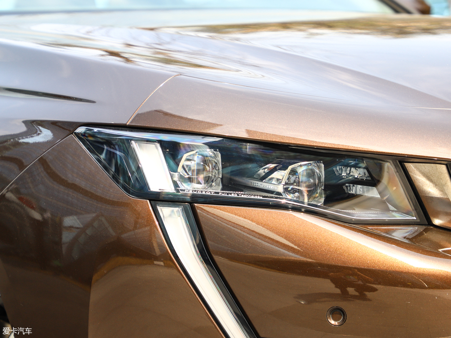 2019508L 400THP PureTech {ذ VI