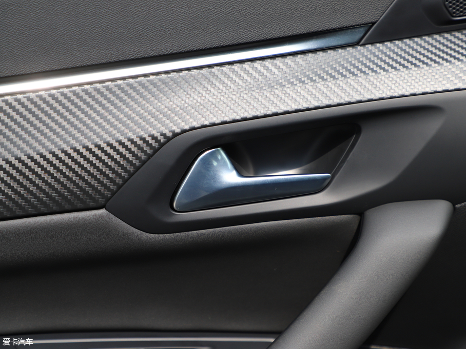 2019508L 400THP PureTech {ذ VI