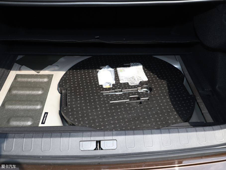 2019508L 400THP PureTech {ذ VI