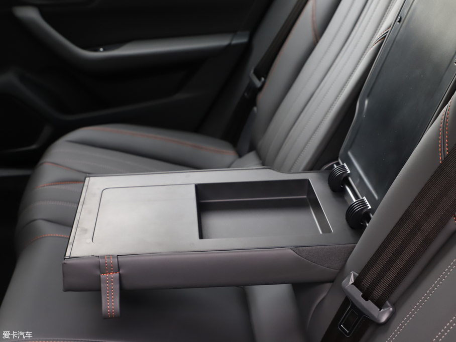 2019508L 400THP PureTech {ذ VI