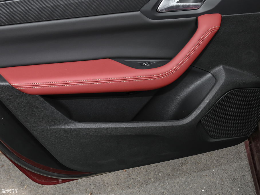 2019508L 400 THP PureTech XP˰  VI