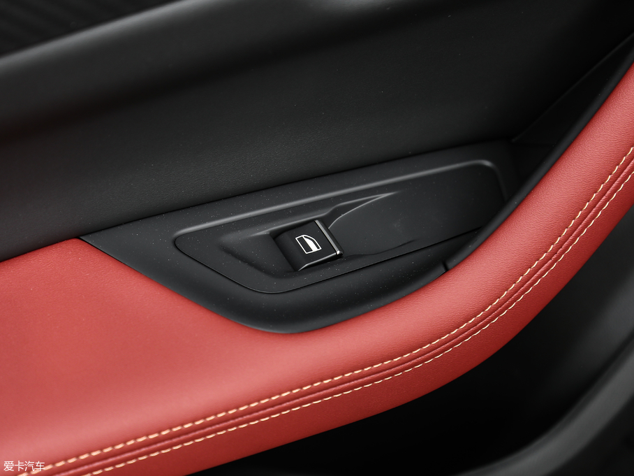 2019508L 400 THP PureTech XP˰  VI