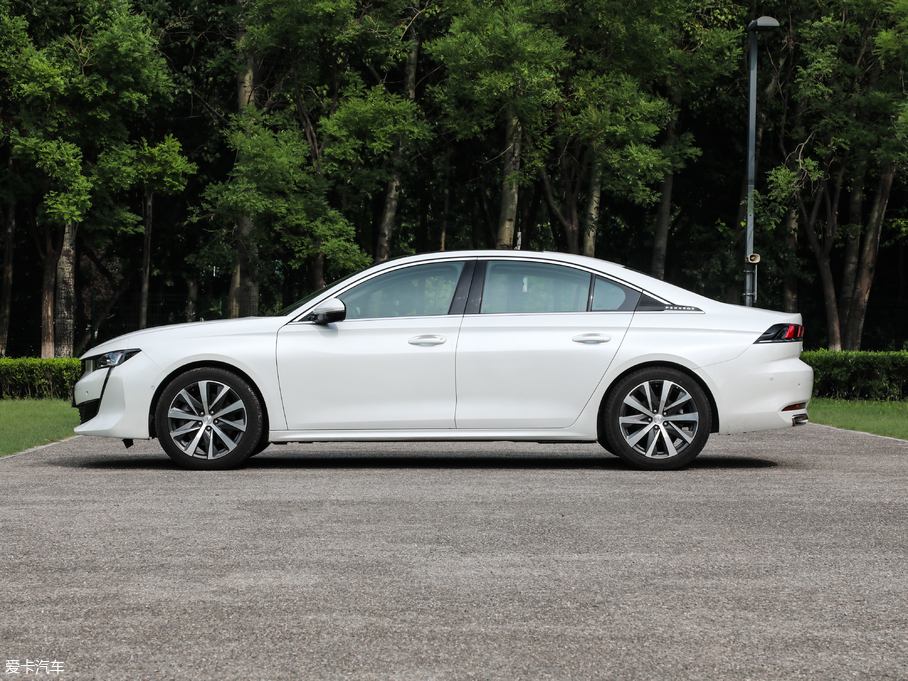 2019508L 400THP PureTech  VI