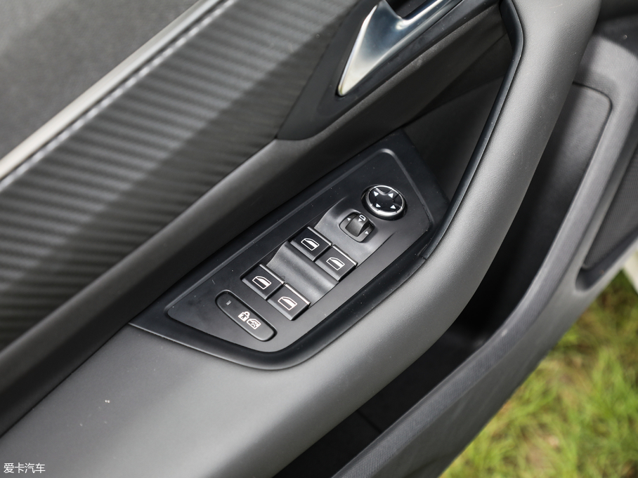 2019508L 400THP PureTech  VI