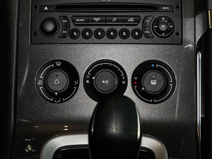 2019款350THP 自动领先版 空调调节